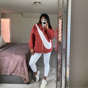 Meet your Posher, Heidy